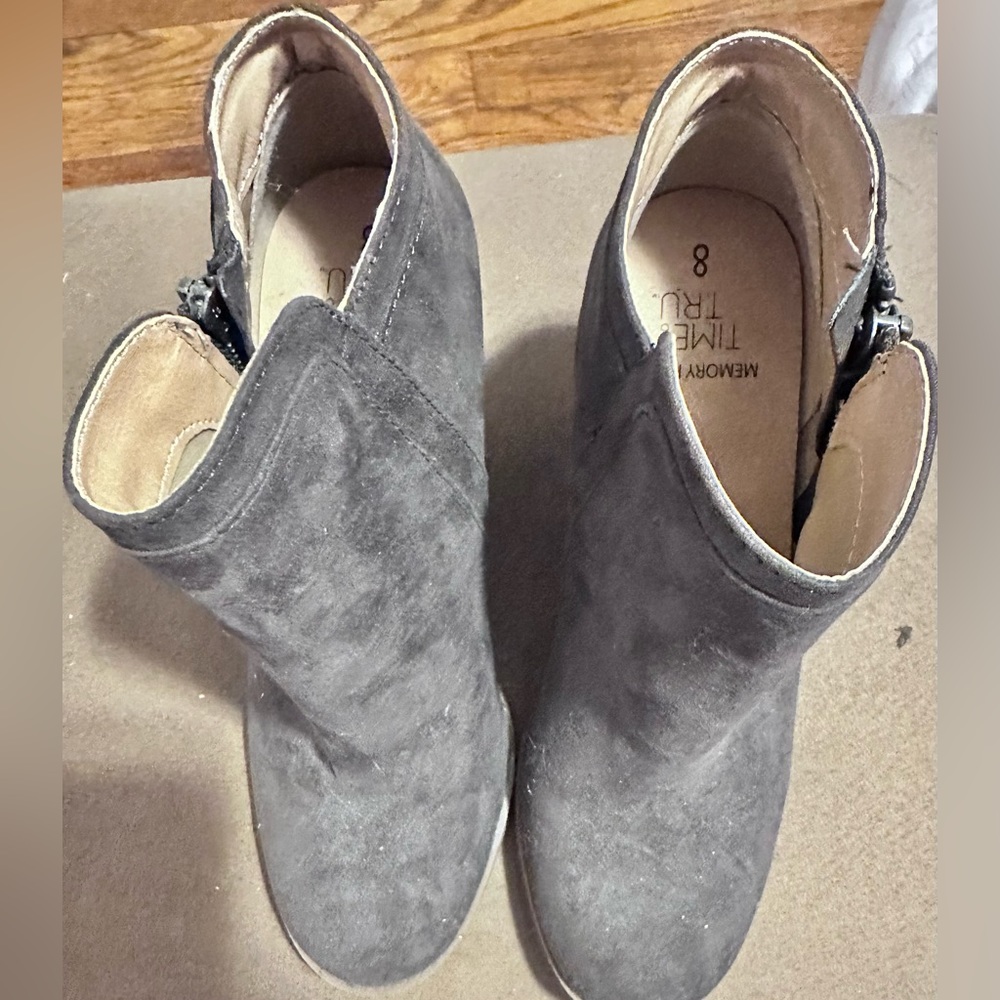 Time and True booties size 8